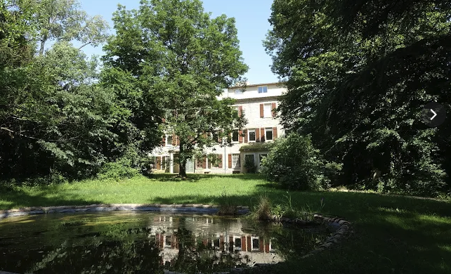 RESIDENCE SENIOR "LES CLOS T2". 6,40 %