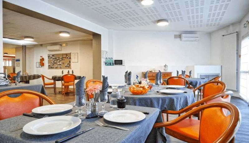 RESIDENCE "DU LAC". 7,40 %