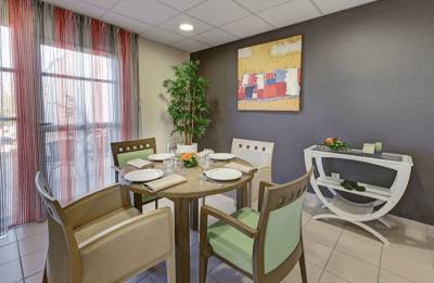 EHPAD "PAYS D'AUNIS". 5,10 %