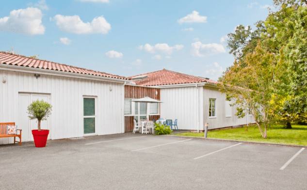 EHPAD  « LE GRAND LOGIS  » . 6,40 %