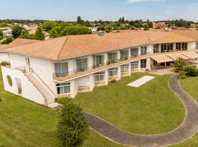 RESIDENCE "PARC DES OLIVIERS". 6 %