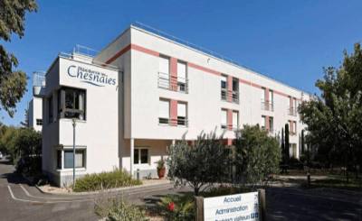 EHPAD "LES CHESNAIES". 8 %